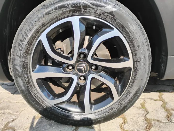 AIRCROSS 1.5 Live 8V