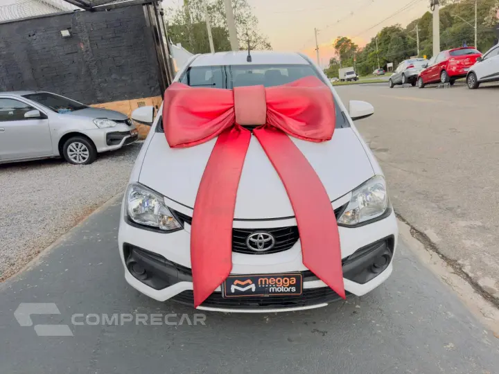 Etios Sedan 1.5 16V 4P FLEX XS