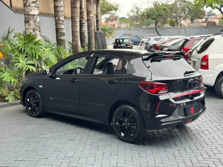 ONIX 1.0 Turbo RS