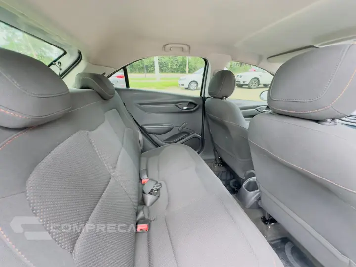 Onix Hatch 1.0 12V 4P FLEX LT