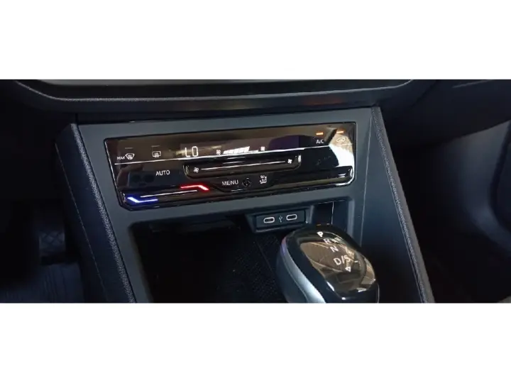 NIVUS 1.0 200 TSI TOTAL FLEX COMFORTLINE AUT