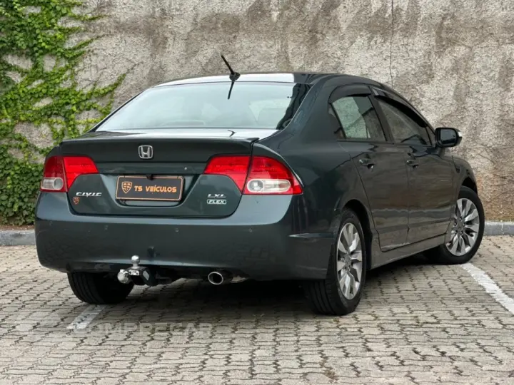 CIVIC 1.8 LXL SE 16V FLEX 4P AUTOMÁTICO