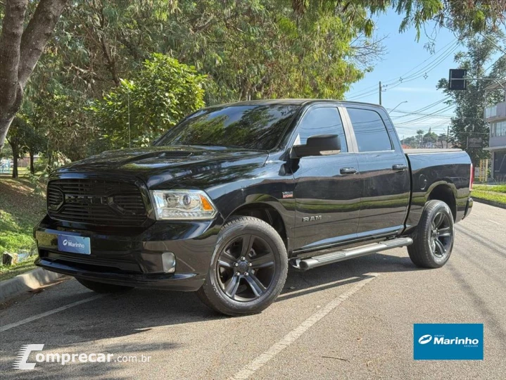 CLASSIC 5.7 V8 GASOLINA LARAMIE NIGHT EDITION CD