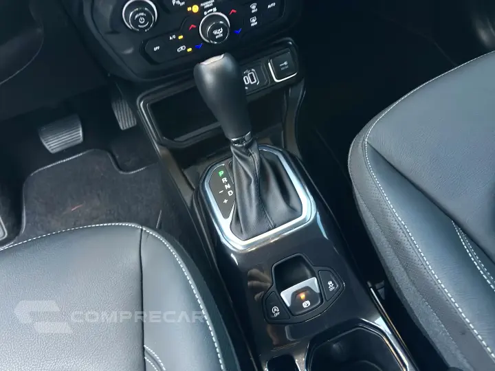 RENEGADE 1.3 T270 TURBO FLEX LONGITUDE AT6