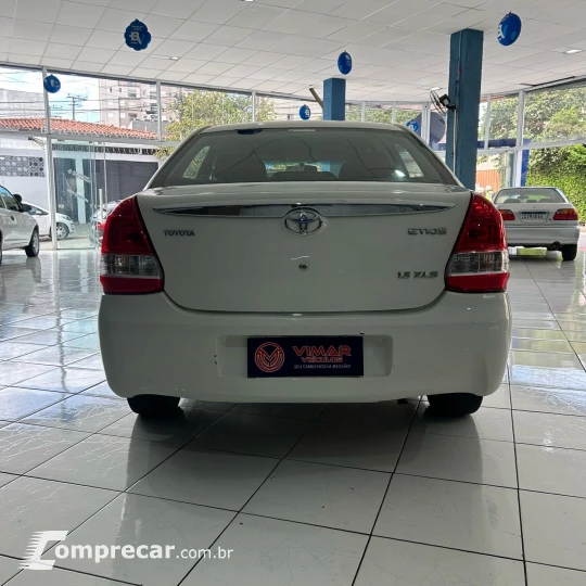 ETIOS 1.5 X Sedan 16V