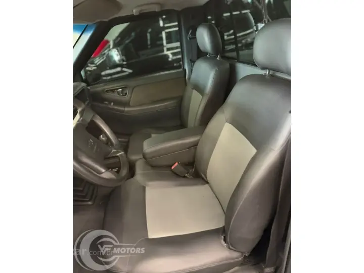 S10 2.4 MPFI ADVANTAGE 4X2 CS 8V FLEX 2P MANUAL