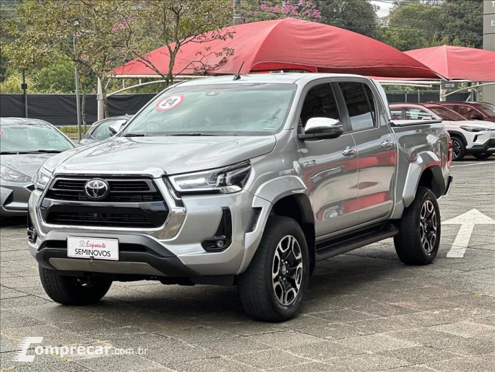 HILUX 2.8 D-4D TURBO DIESEL CD SRX PLUS 4X4 AUTOM