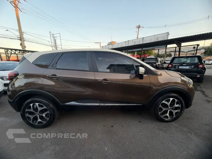 Captur 1.6 16V 4P FLEX SCE INTENSE X-TRONIC CVT
