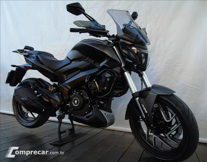 DOMINAR 400