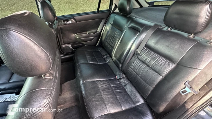 ASTRA 2.0 MPFI Elegance 8V
