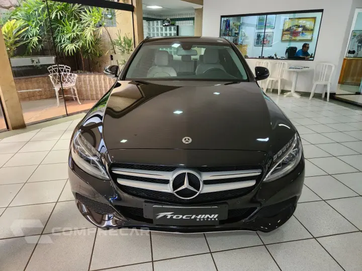 C 180 1.6 16V 4P CGI AVANTGARDE TURBO AUTOMÁTICO