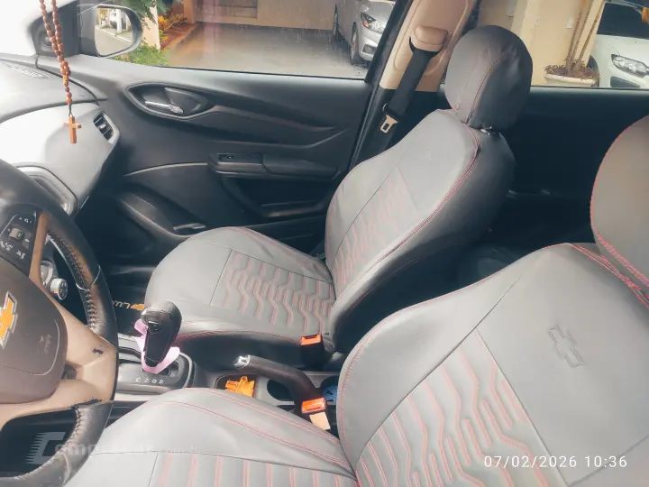 Ônix LT 1.4 Automático