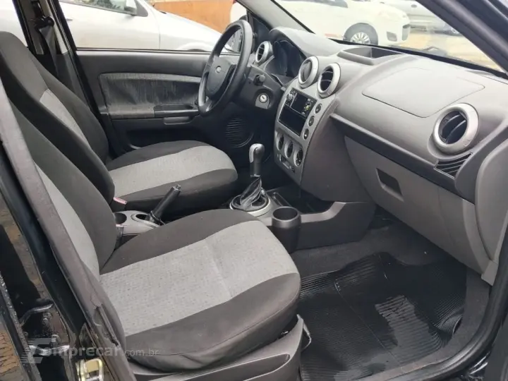 Fiesta Sed. 1.6 8V Flex 4p