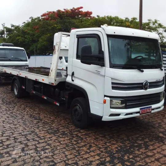 11.180 DRC 4X2 COM PLATAFORMA