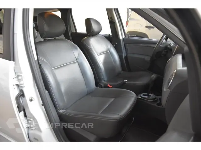 DUSTER - 2.0 DYNAMIQUE 4X2 16V 4P AUTOMÁTICO