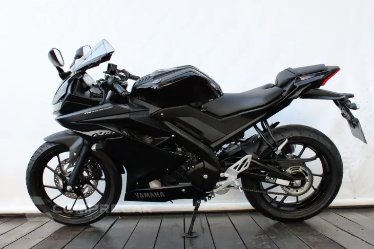 YAMAHA YZF R15