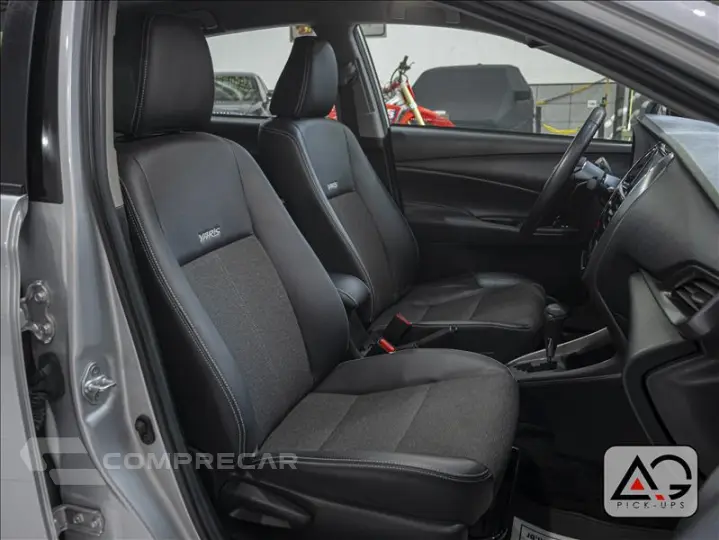 YARIS 1.5 16V Sedan XS Connect