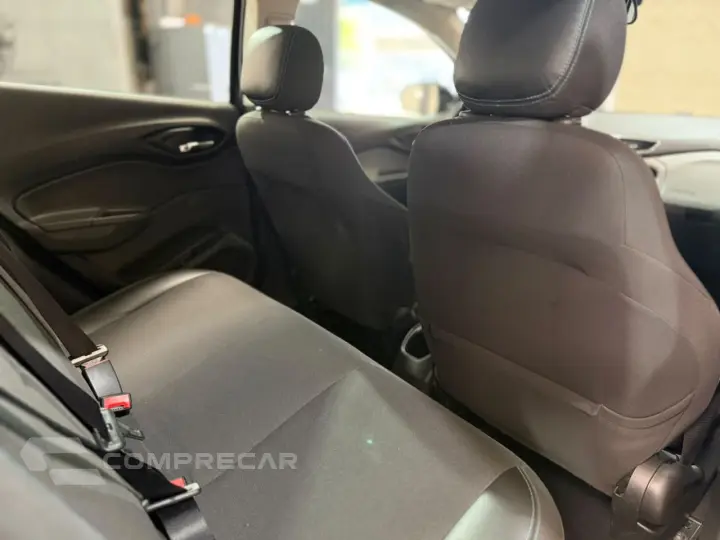 Onix Hatch 1.4 4P FLEX ADVANTAGE AUTOMÁTICO