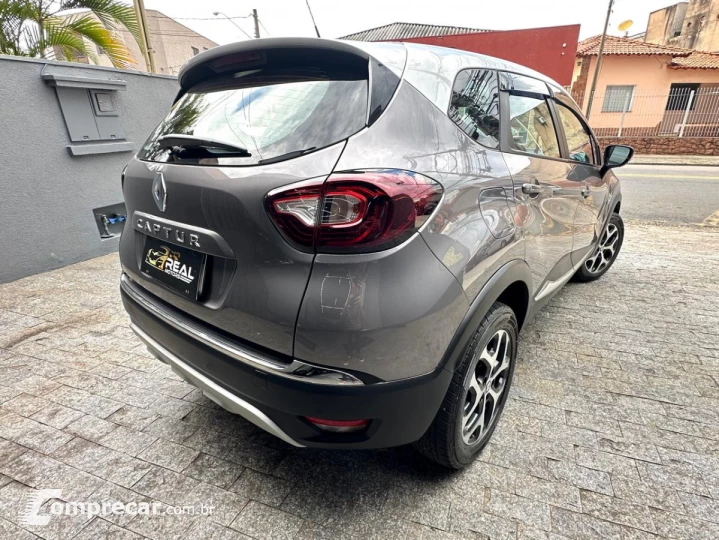 CAPTUR Intense Bose 1.6 16V Flex 5p Aut.