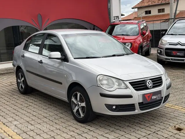 POLO SEDAN - 1.6 MI 8V 4P MANUAL