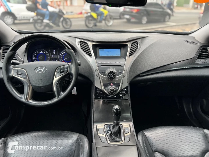 AZERA 3.0 V6 24V 4p Aut.