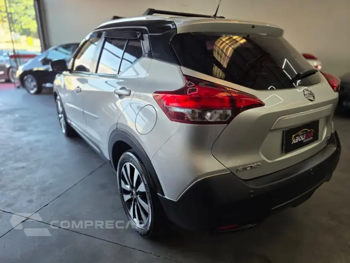 KICKS SV 1.6 16V FlexStar 5p Aut.