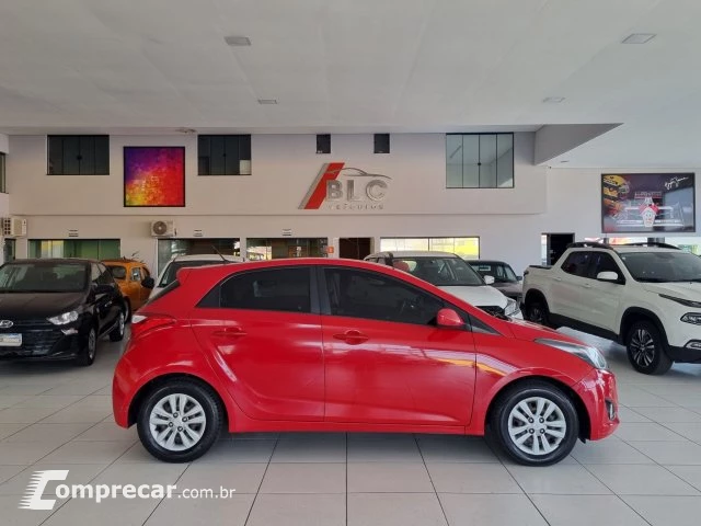 HB20 - 1.6 COMFORT PLUS 16V 4P MANUAL