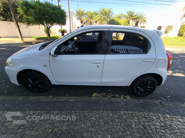 ETIOS 1.5 XS 16V