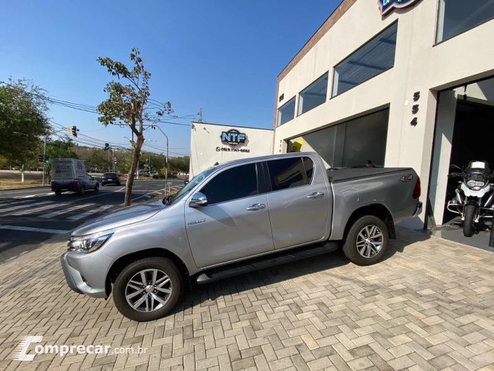HILUX 2.8 D-4d Turbo CD SRX 4X4