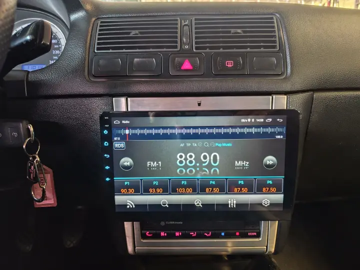 GOLF 1.6 MI FLASH 8V FLEX 4P MANUAL