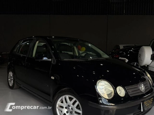 POLO - 1.6 MI 8V 4P MANUAL
