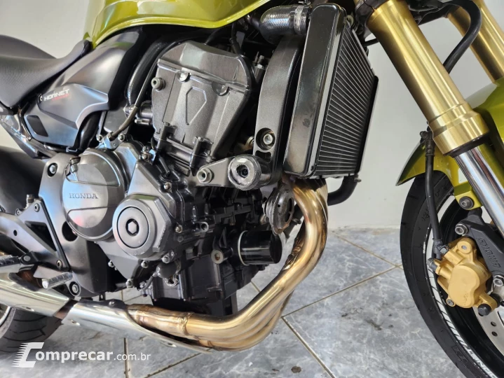 CB 600 F HORNET