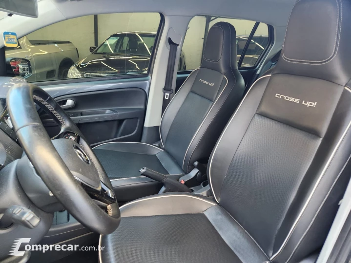 CROSS UP 1.0 TSI 12V