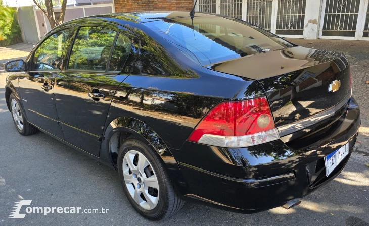 VECTRA 2.0 MPFI Expression 8V
