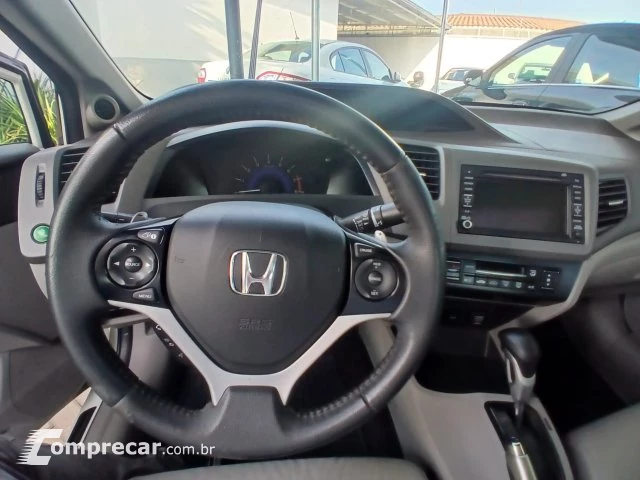 CIVIC - 1.8 EXS 16V 4P AUTOMÁTICO