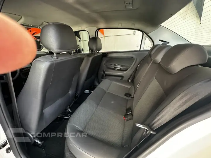 VOYAGE 1.0 Flex 12V 4p