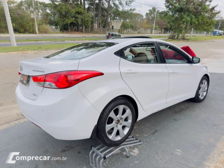 Elantra 1.8 16V 4P GLS AUTOMÁTICO