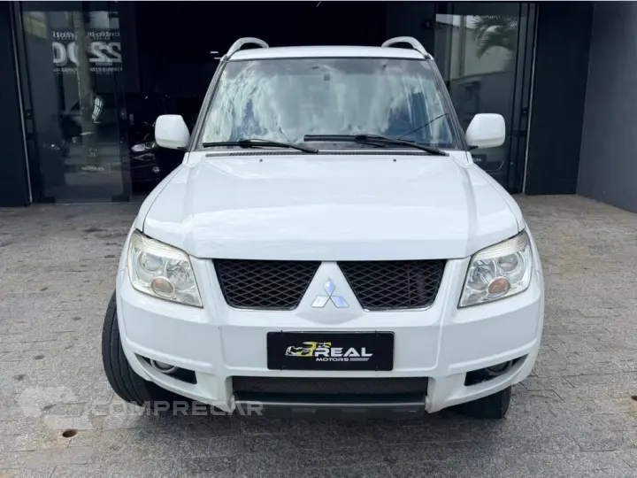 PAJERO TR4 2.0 4X2 16V 140CV FLEX 4P AUTOMÁTICO