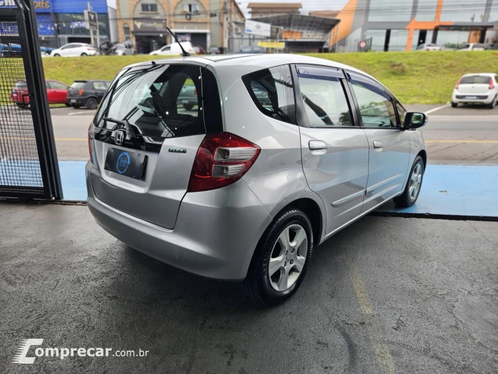 Fit LX 1.4/ 1.4 Flex 8V/16V 5p Mec.