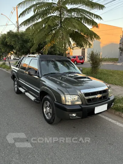 S10 2.4 MPFI Executive 4X2 CD 8V