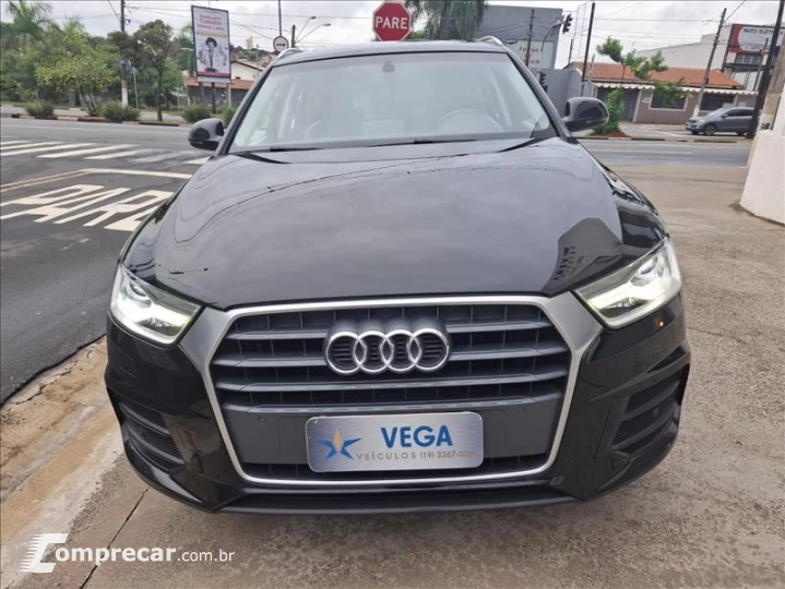Q3 1.4 TFSI Ambiente Plus S Tronic