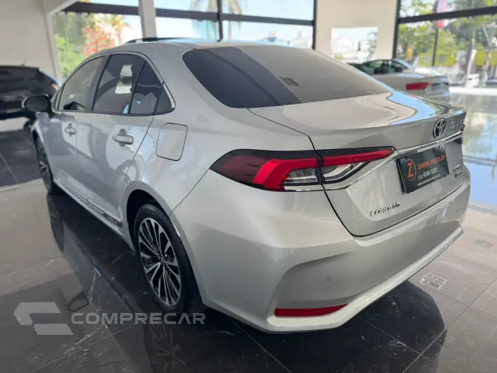 COROLLA 1.8 VVT-I Hybrid Altis Premium