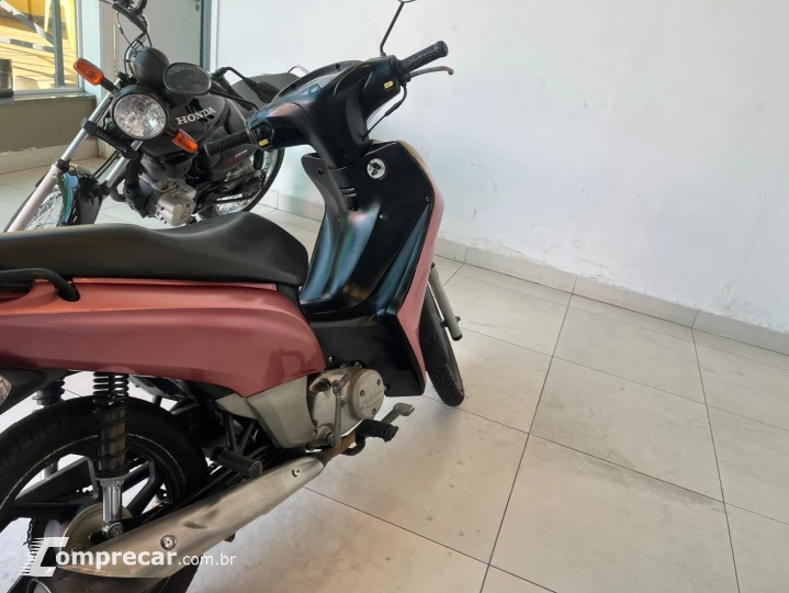 BIZ 125 ES