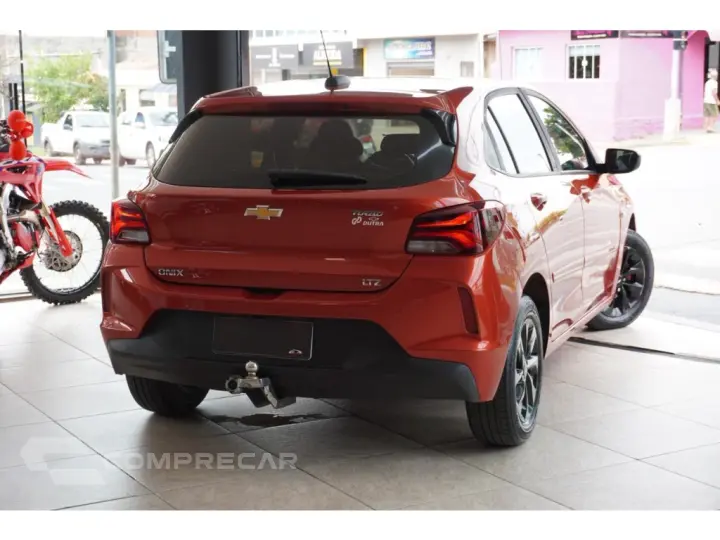ONIX 1.0 TURBO FLEX LTZ AUTOMÁTICO