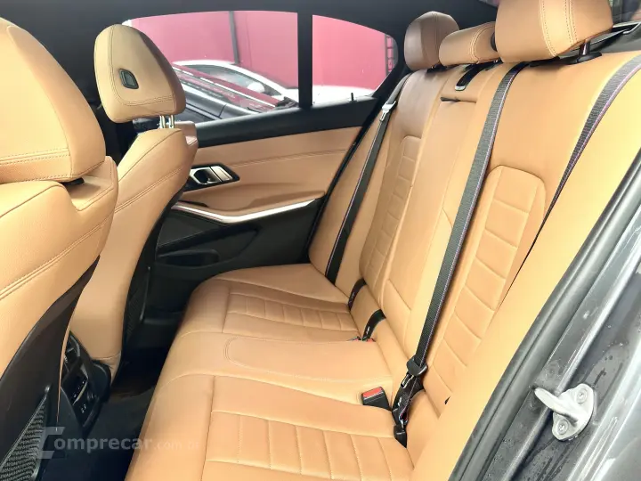 320i 2.0 16V TURBO GASOLINA M SPORT AUTOMÁTICO