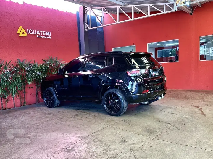 COMPASS 2.0 HURRICANE 4 TURBO GASOLINA BLACKHAWK AT9