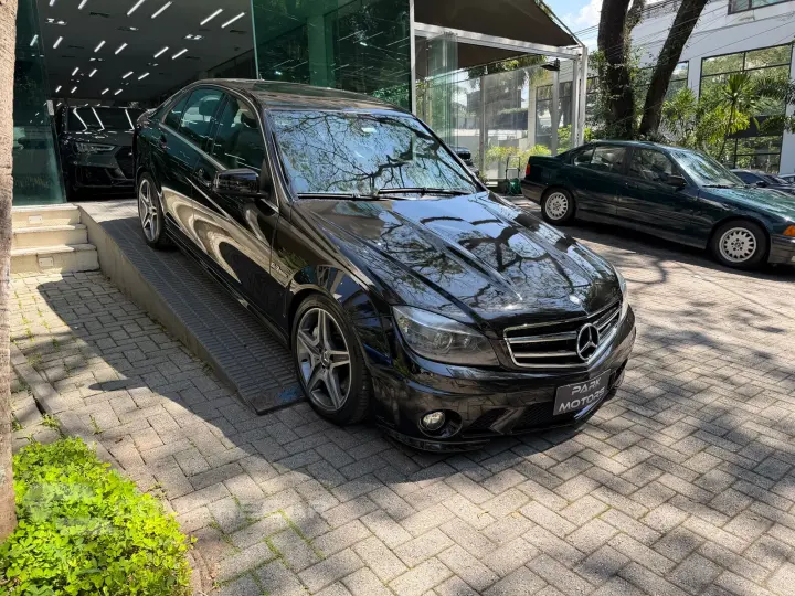 C 63 AMG 6.3 Sedan V8