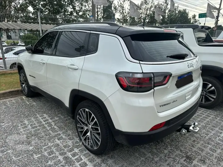 COMPASS 2.0 TD350 TURBO DIESEL LIMITED AT9
