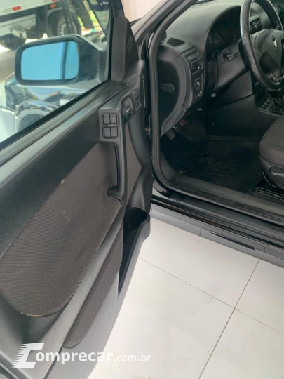 ASTRA 2.0 MPFI Advantage 8V
