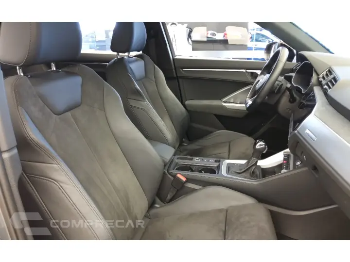 Q3 1.4 35 TFSI FLEX BLACK S TRONIC